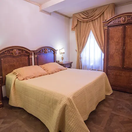 Palazzo Alexander 4*